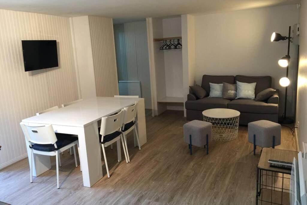 Ideal - Plage, Jardin & Jacuzzi, Proche Plage Et Thalasso - 1 A 6 Personnes Saint-Malo Eksteriør billede
