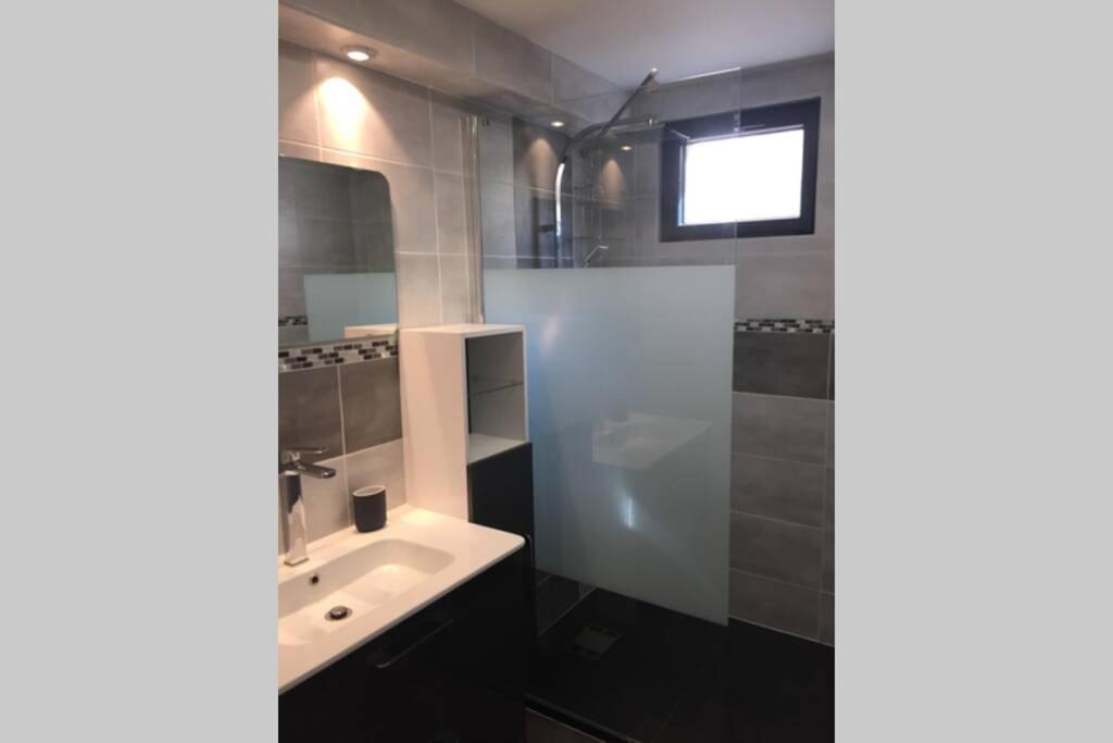 Ideal - Plage, Jardin & Jacuzzi, Proche Plage Et Thalasso - 1 A 6 Personnes Saint-Malo Eksteriør billede